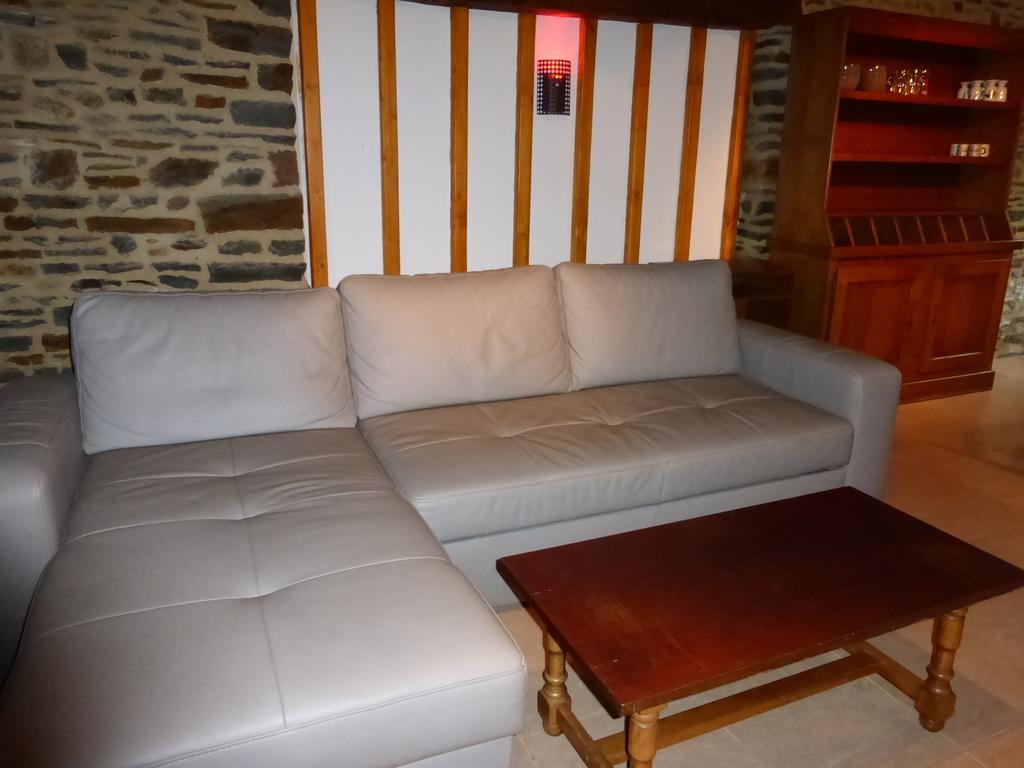 Gite Notre Dame Pontorson Room photo